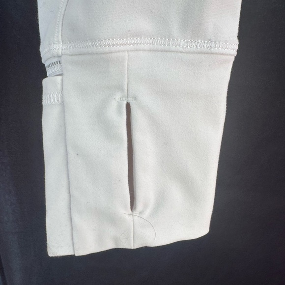 Lululemon Athletica Fresh Tracks 1/2 zip in white/cream Size 8. Good condition! - Picture 6 of 8